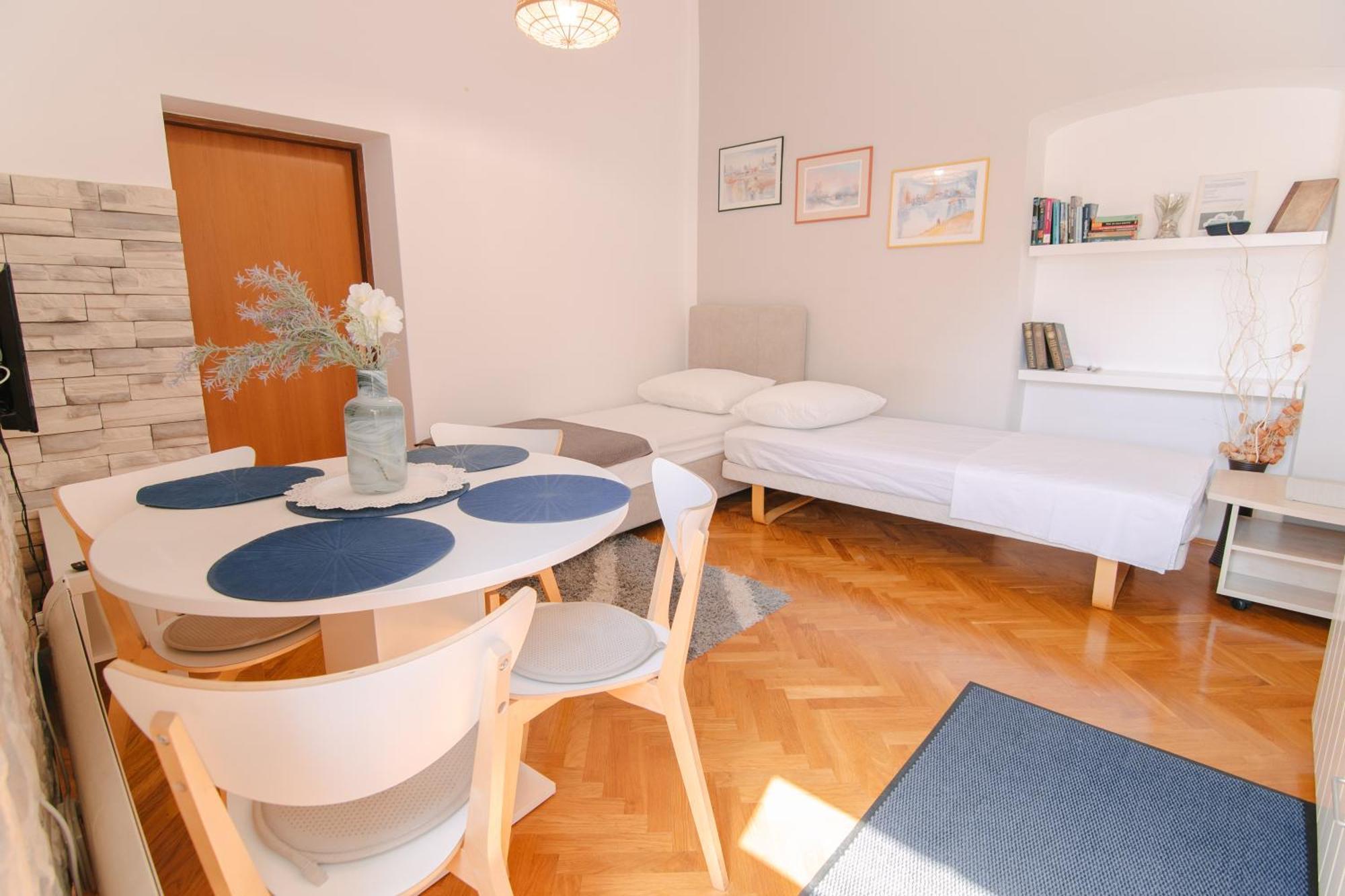 Apartments Sab Ogulin Exterior foto